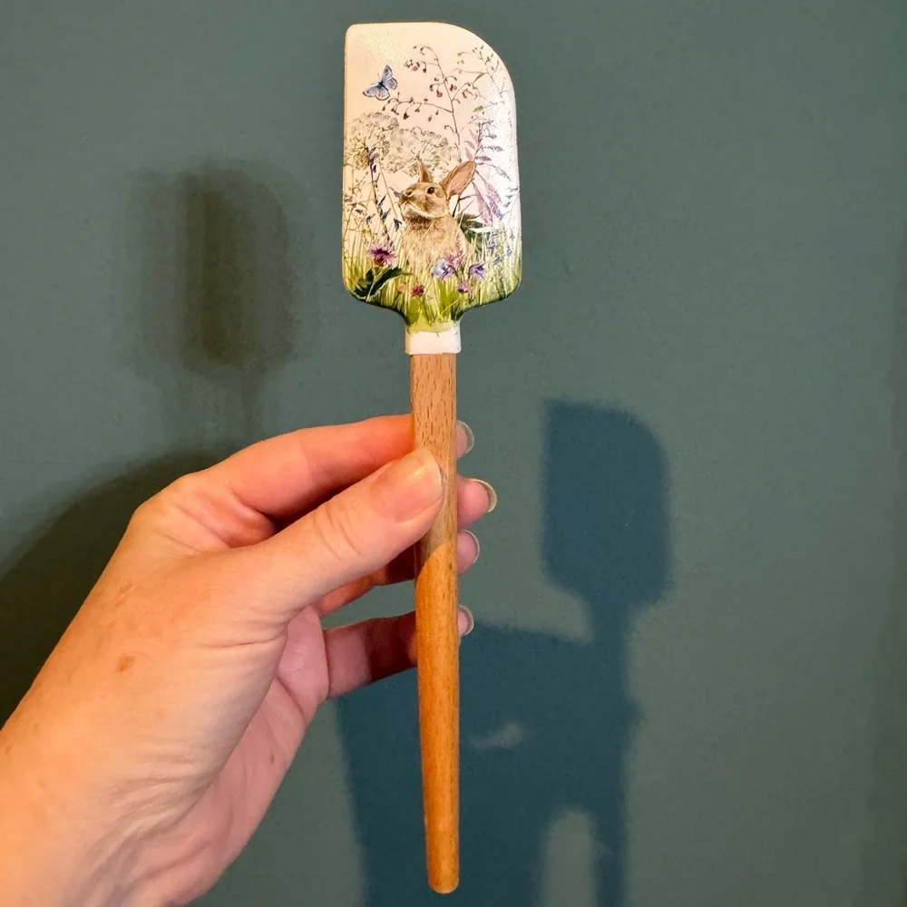 Williams Sonoma Easter Bunny Rabbit Spatula - 9”